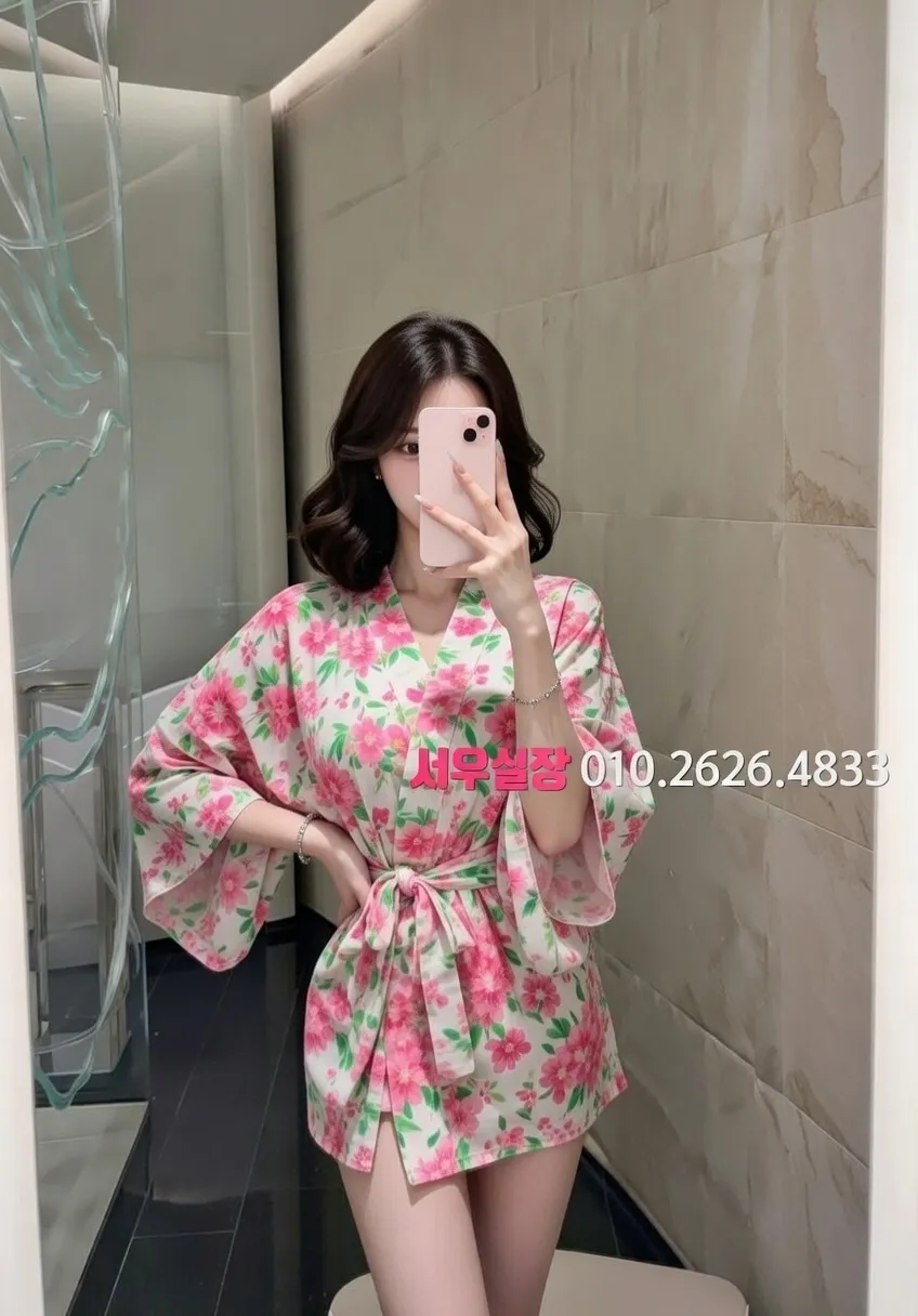 강동 가라오케 프리미엄 라인업 2번 프로필