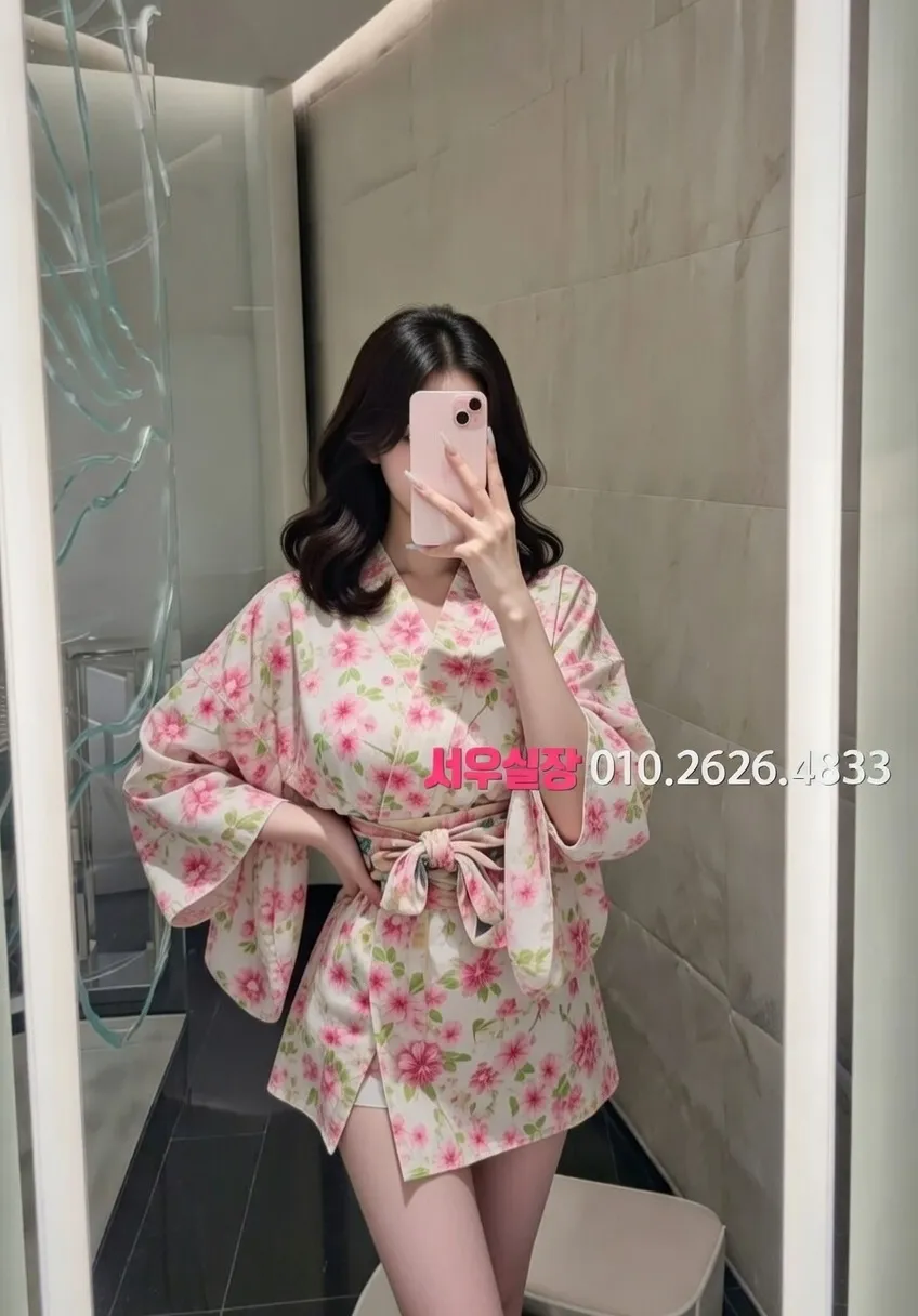 강동 다국적 프리미엄 라인업 10번 프로필